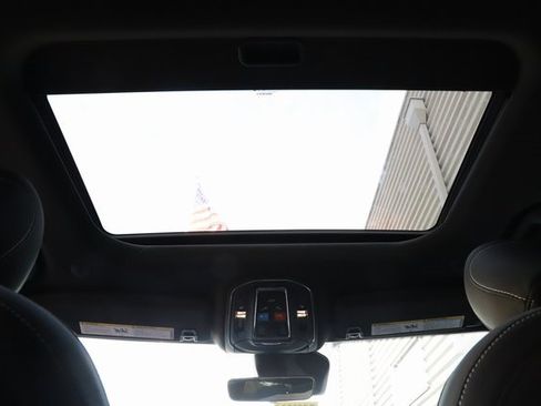 New 2025 Jeep Grand Cherokee 4WD image 14