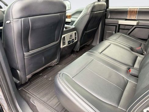 Used 2019 Ford F150 Lariat w/ Equipment Group 502A Luxury image 16