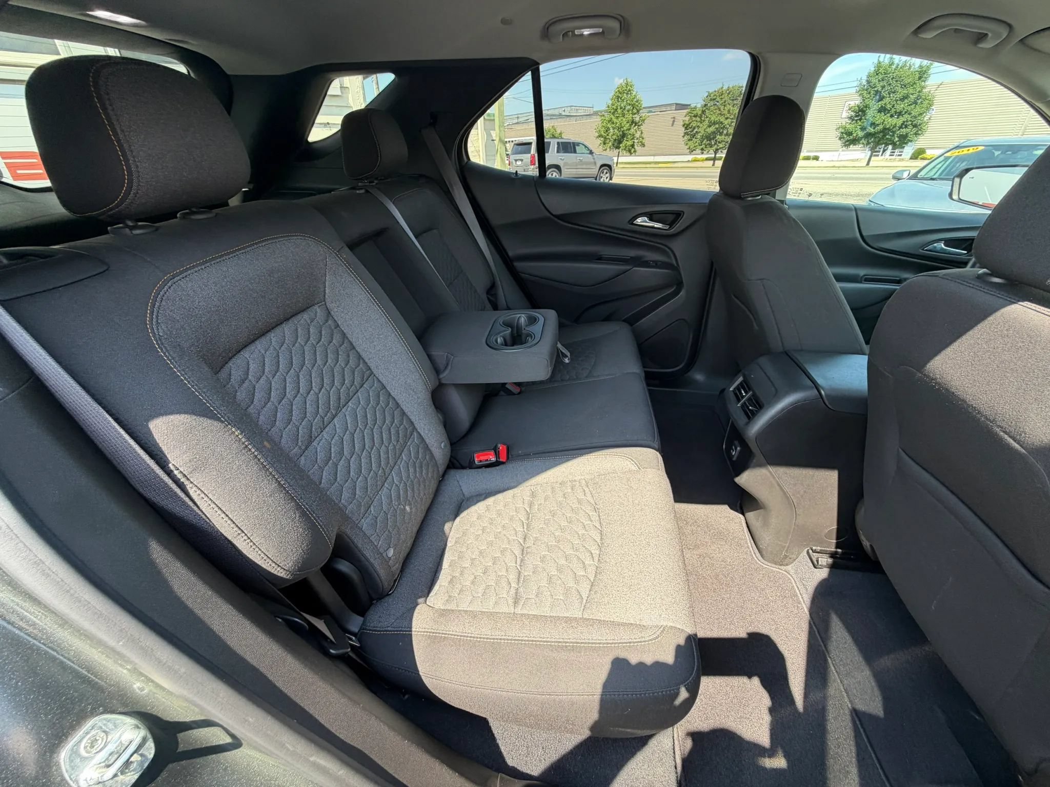 Used 2021 Chevrolet Equinox LT AWD/4WD image 32