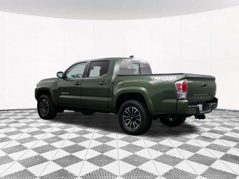 Used 2021 Toyota Tacoma TRD Sport w/ TRD Premium Sport Package AWD/4WD image 41