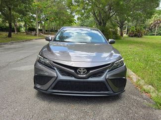 Used 2021 Toyota Camry SE FWD video 2