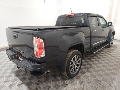 Used 2022 GMC Canyon Denali AWD/4WD image 3