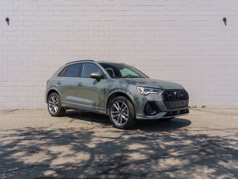 Used 2025 Audi Q3 2.0T Premium w/ Convenience Package AWD/4WD image 9