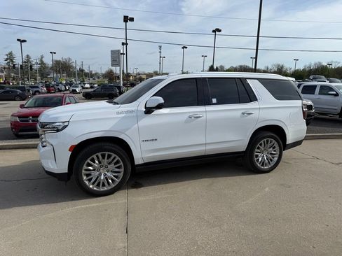 Used 2023 Chevrolet Tahoe High Country w/ Premium Package 2 image 9