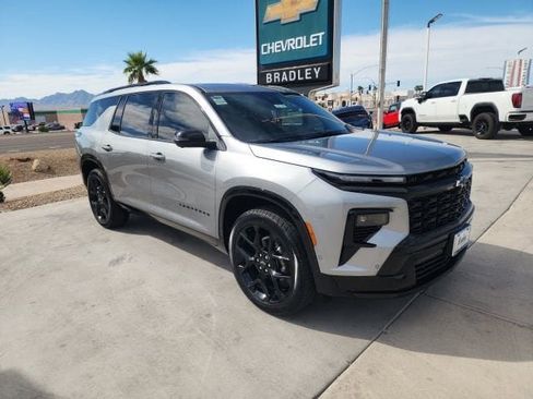 New 2026 Chevrolet Traverse RS w/ LPO, Floor Liner Package FWD image 2