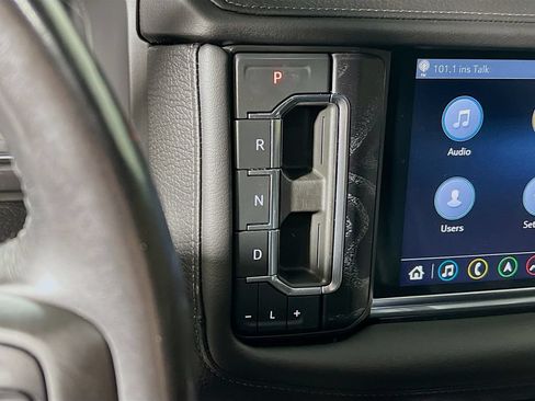 Used 2021 GMC Yukon Denali w/ Denali Premium Package AWD/4WD image 15