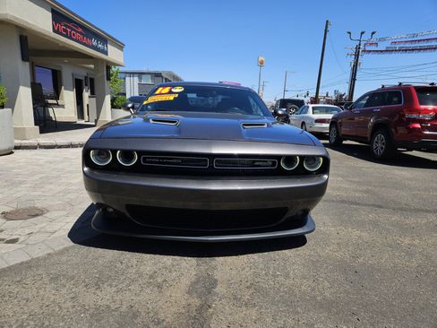 Used 2016 Dodge Challenger R/T Scat Pack w/ Sound Group II RWD image 6