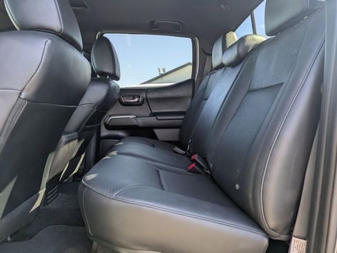 Used 2023 Toyota Tacoma Limited image 14