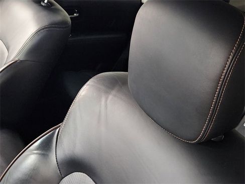 Used 2017 Nissan Armada SL w/ Interior Lighting Package image 14