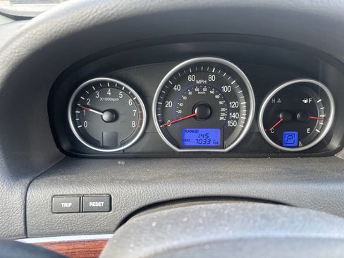 Used 2008 Hyundai Veracruz GLS image 9