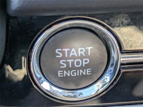 Used 2022 Mitsubishi Outlander ES image 29