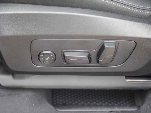 New 2026 BMW X1 xDrive28i w/ Technology Package image 17