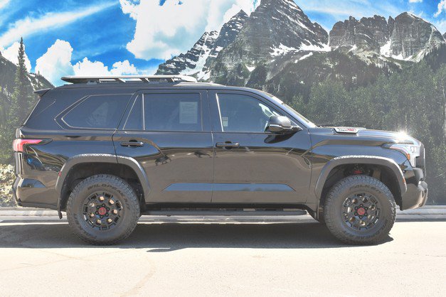 Used 2023 Toyota Sequoia TRD Pro AWD/4WD image 2