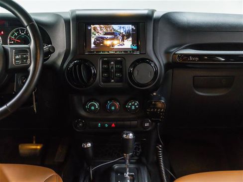 Used 2015 Jeep Wrangler Unlimited Sport w/ Quick Order Package 24S AWD/4WD image 27