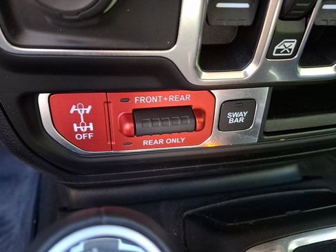 Certified 2020 Jeep Wrangler Unlimited Rubicon AWD/4WD image 24