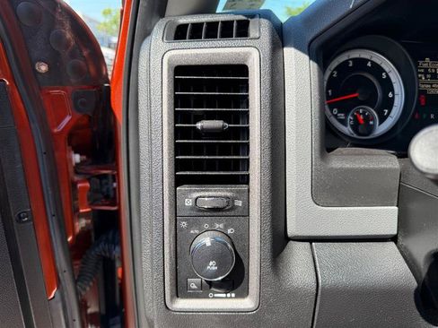 Used 2013 RAM 1500 Express AWD/4WD image 30