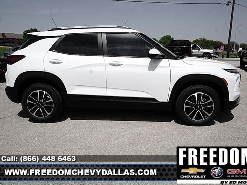 New 2026 Chevrolet TrailBlazer LT w/ Driver Confidence Package image 8