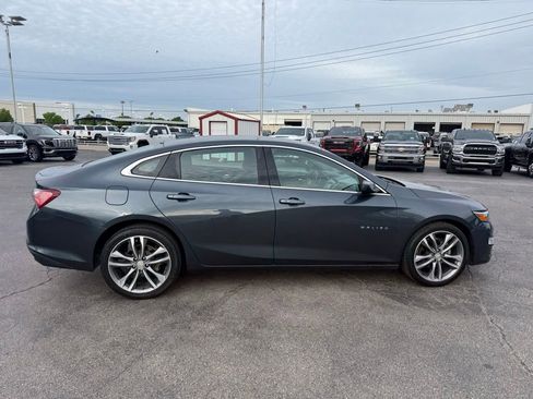 Used 2021 Chevrolet Malibu LT FWD image 3