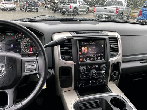 Used 2016 RAM 3500 Big Horn RWD image 6