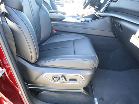 New 2026 Jeep Grand Wagoneer Limited AWD/4WD image 15