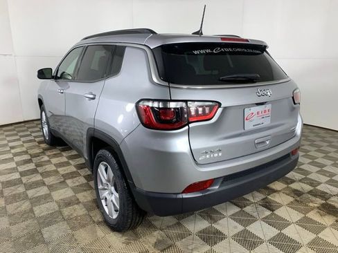 Used 2022 Jeep Compass Latitude w/ Convenience Group image 7