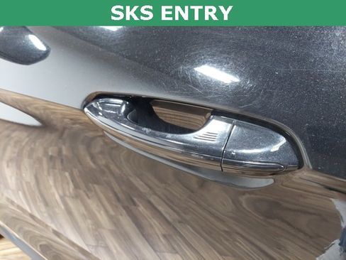Used 2023 Ford Edge SEL image 7