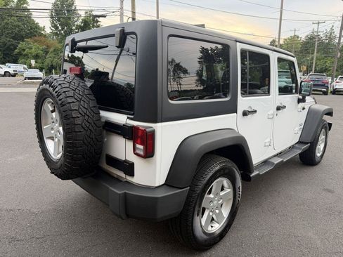 Used 2016 Jeep Wrangler Unlimited Sport w/ Quick Order Package 24S AWD/4WD image 5