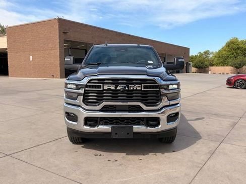 Used 2026 RAM 2500 Big Horn AWD/4WD image 3