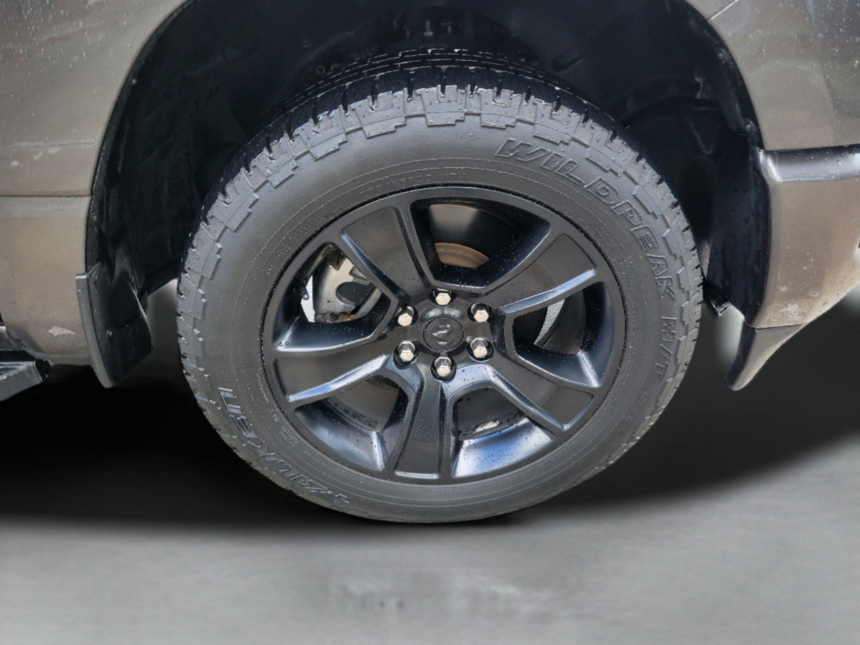 Used 2021 RAM 1500 Big Horn RWD image 30