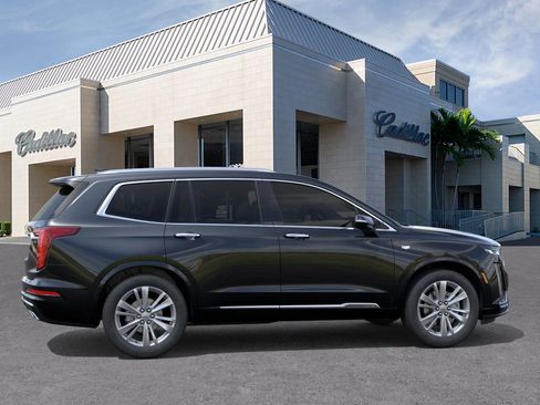 New 2025 Cadillac XT6 Premium Luxury image 5