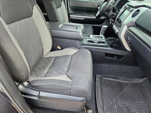 Used 2017 Toyota Tundra SR5 image 20