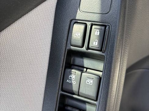 Used 2016 Subaru Forester 2.5i Premium AWD/4WD image 12