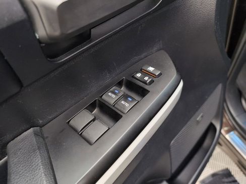 Used 2019 Toyota Tundra Platinum image 36