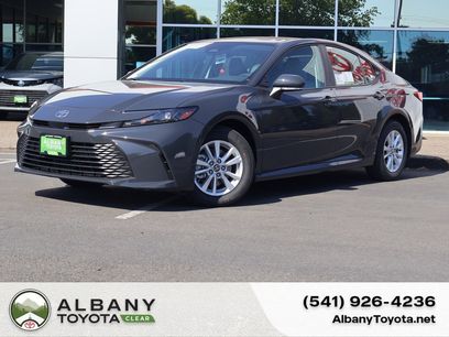 New 2025 Toyota Camry LE w/ Convenience Package
