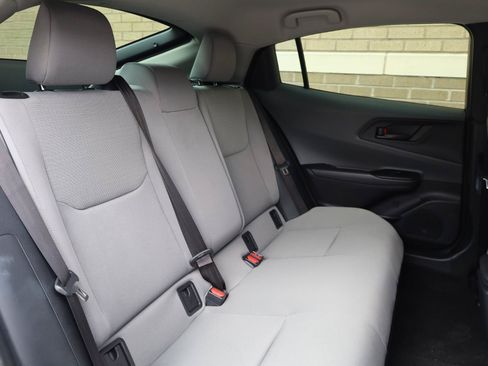 Used 2024 Toyota Prius LE FWD image 24