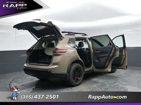 Used 2025 Nissan Rogue SV w/ Rock Creek Premium Package image 33