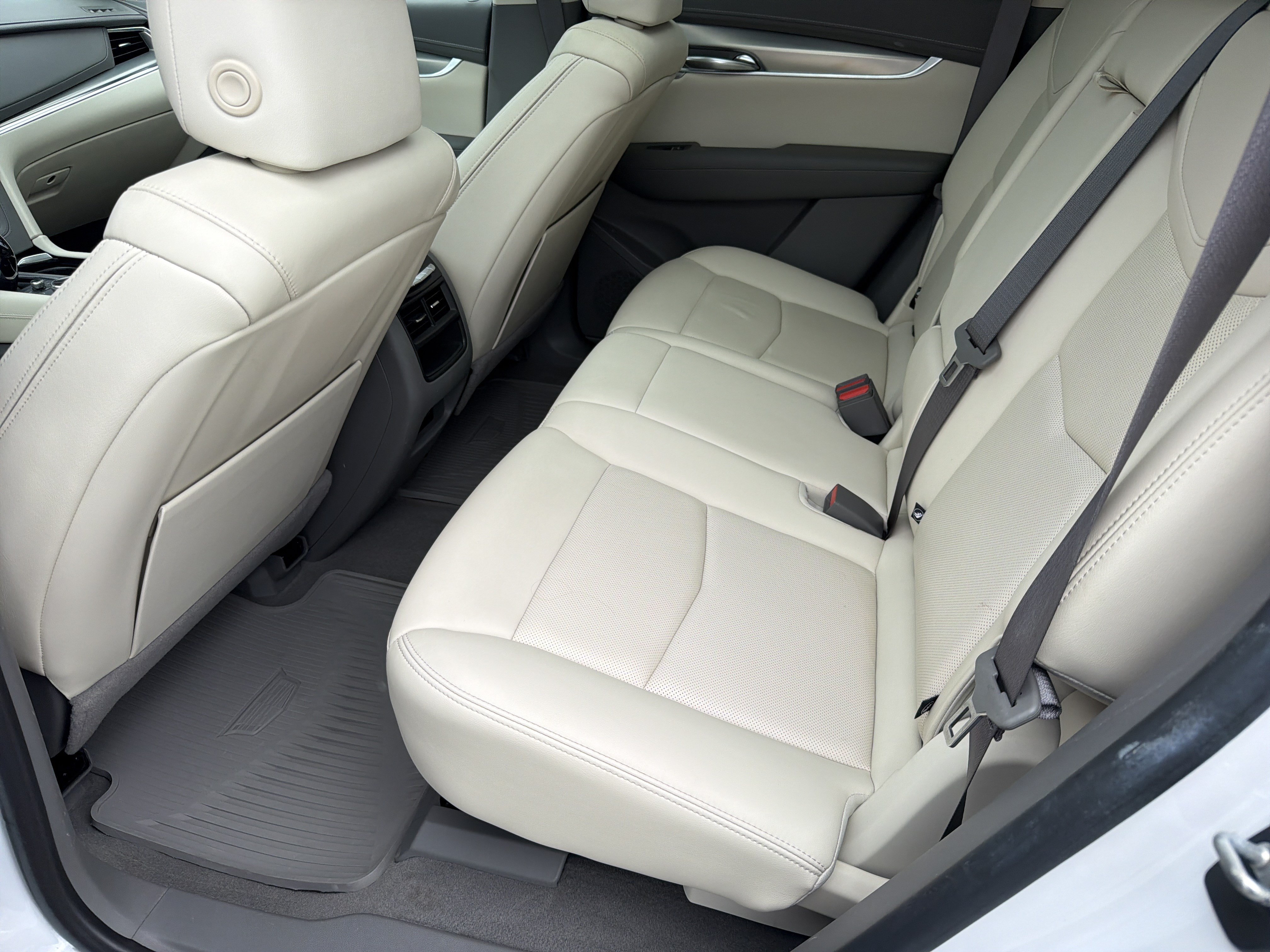 Used 2021 Cadillac XT5 Premium Luxury FWD image 21