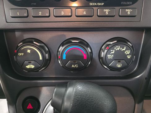 Used 2006 Honda Element EX-P image 19