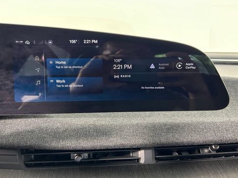 Used 2024 Lucid Air Touring AWD/4WD image 18
