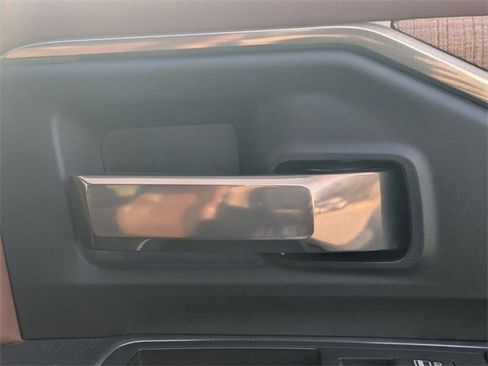 Used 2019 RAM 2500 Limited image 40