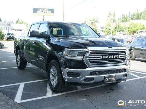 Used 2023 RAM 1500 Laramie AWD/4WD image 3