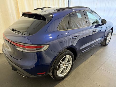 Certified 2024 Porsche Macan image 9