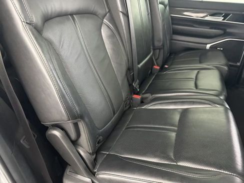 Used 2022 Jeep Wagoneer Series III w/ Convenience Group I image 29