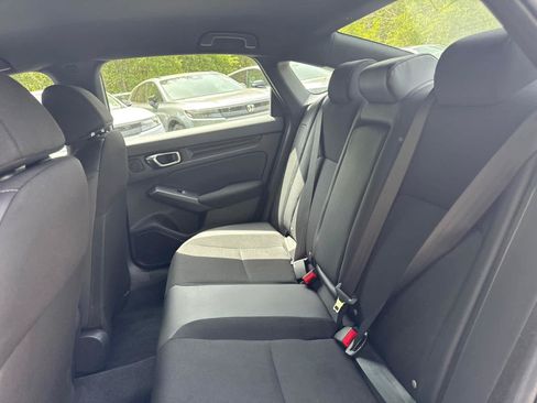 Used 2025 Honda Civic Sport image 28