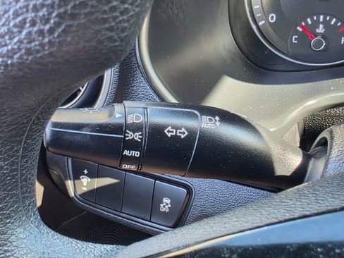 Used 2023 Kia Forte LXS image 30