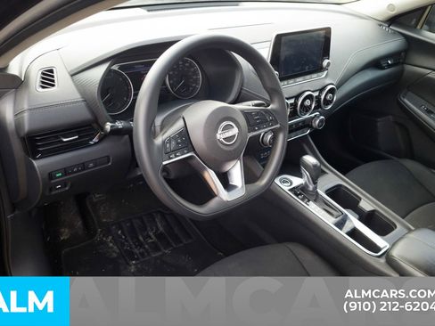 Used 2024 Nissan Sentra SV image 5