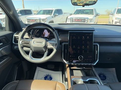 New 2026 GMC Acadia Denali Ultimate w/ LPO, Floor Liner Package image 14