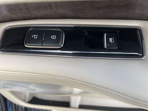 Used 2019 Lincoln Navigator Reserve w/ Cargo Package image 10