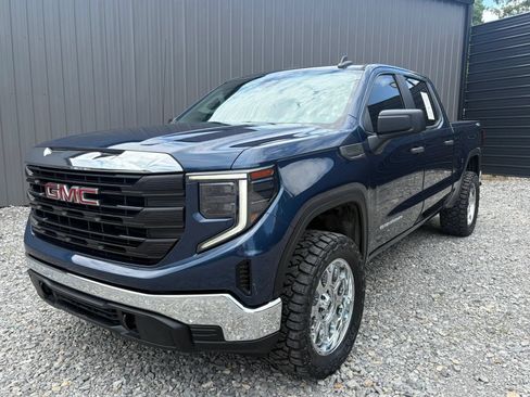 Used 2023 GMC Sierra 1500 Pro AWD/4WD image 3