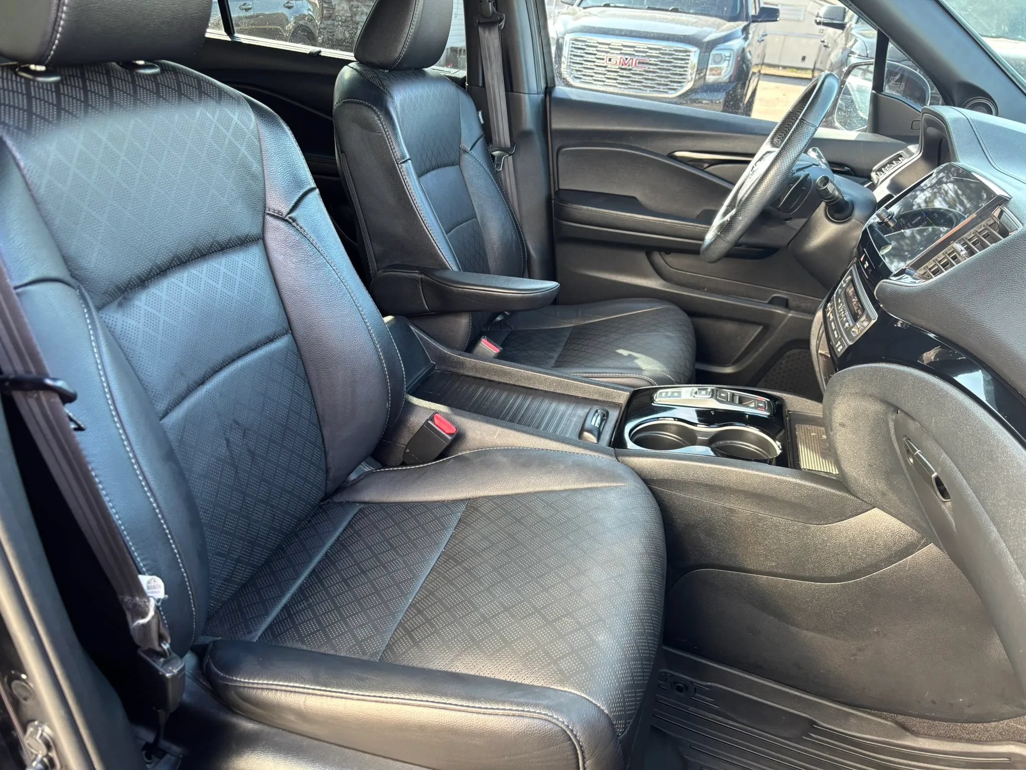 Used 2022 Honda Passport Elite image 22